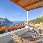 The Kalymnos Cliff Apartment *