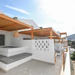 Apartment The Kalymnos Cliff Myrties