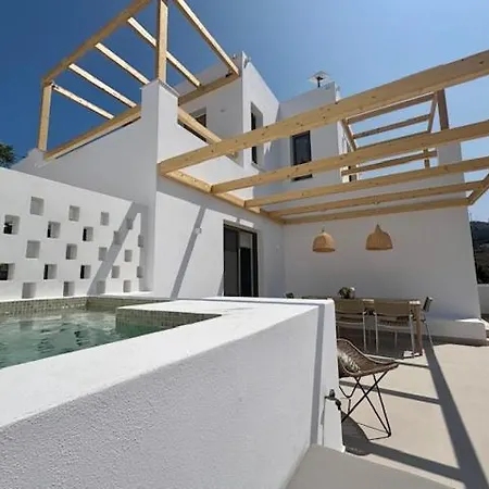 The Kalymnos Cliff Apartment Myrties