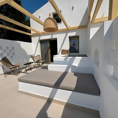 The Kalymnos Cliff Apartment *