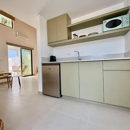 The Kalymnos Cliff Apartment Myrties