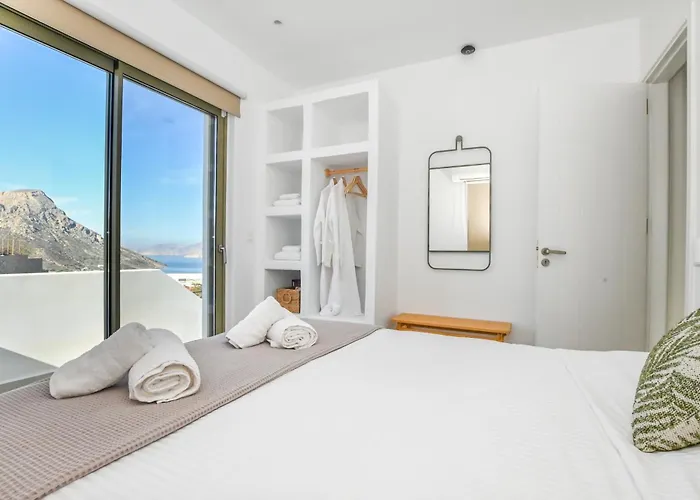 The Kalymnos Cliff شقة