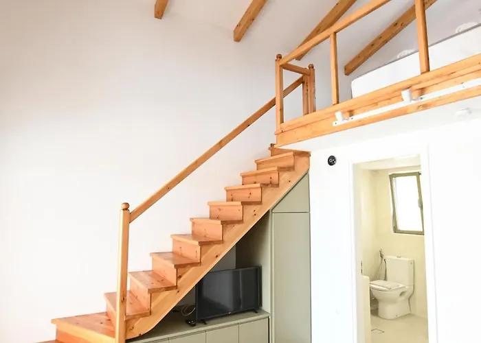 The Kalymnos Cliff Myrties